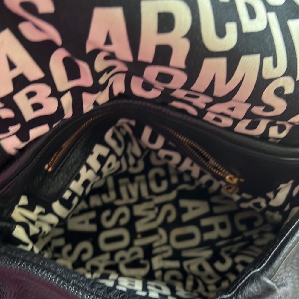 MARC BY MARC JACOBS BLACK LEATHER BAG - Picture 2 of 5